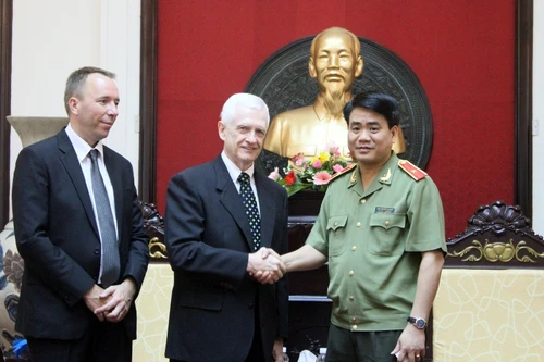 “An ninh ở Hà Nội còn tốt hơn nước tôi”