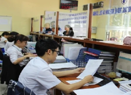 Hàng loạt quy định mới nhất về điều kiện, tiêu chuẩn cán bộ xã khi không tổ chức cấp huyện