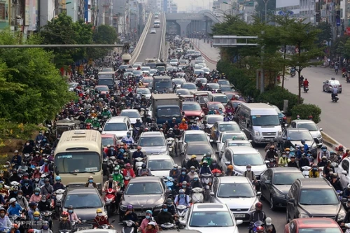 ĐBQH: Tổ chức giao thông rất lộn xộn, nơi cần không có biển báo, nơi không cần lại quá nhiều