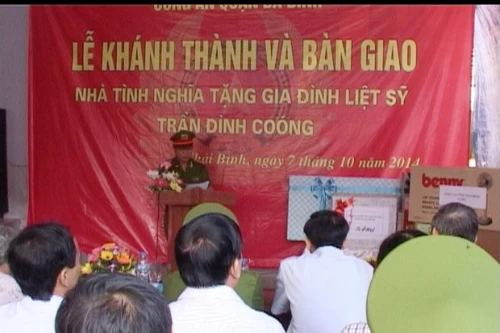 Khánh thành nhà tình nghĩa tặng thân nhân liệt sỹ Trần Đình Coóng