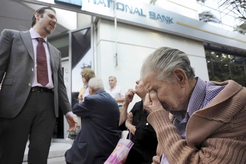 Phân tích khủng hoảng nợ Hy Lạp: Những bài học từ quá khứ