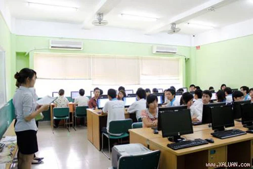 Giới trẻ Hà Nội thi tin học văn phòng thế giới