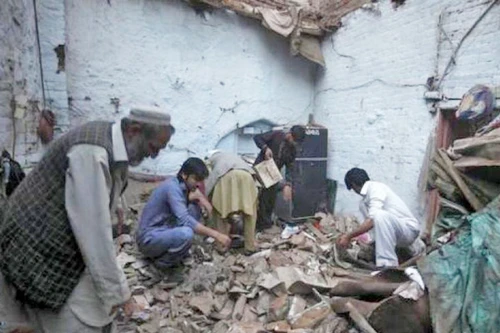 Cảnh báo nguy cơ dịch bệnh sau động đất ở Nam Á