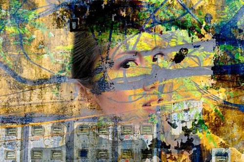 Sắp đặt từ 24 bức họa khuôn mặt phụ nữ