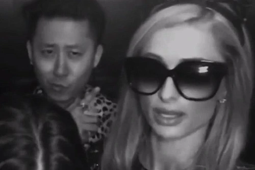 Kẹt trong thang máy, Paris Hilton hoảng loạn 
