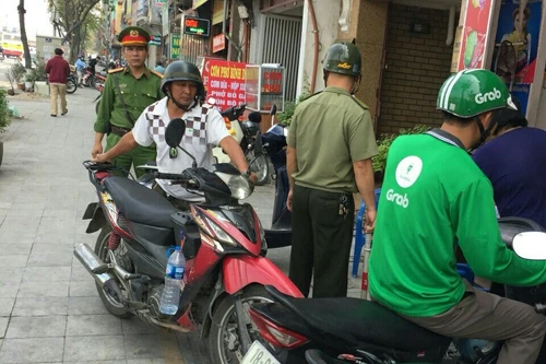 Khi tinh thần Mệnh lệnh 02 được đưa vào nghị quyết