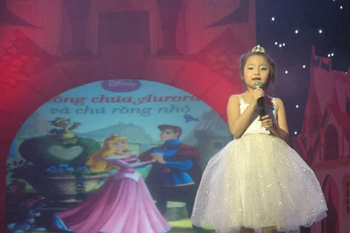 Tìm kiếm tài năng MC nhí 2015