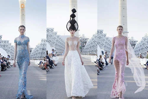 Siêu mẫu Jessica Minh Anh làm vedette nổi bật trong show thời trang ở Tây Ban Nha