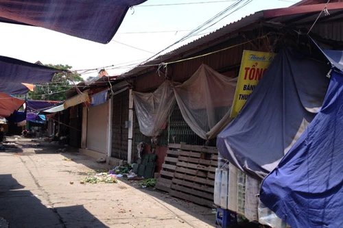 Tiểu thương không muốn thuê chỗ đã “mua”