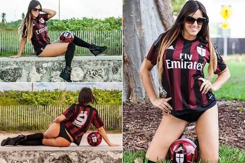 Nữ trọng tài gây "bão" với loạt ảnh mặc bikini khêu gợi