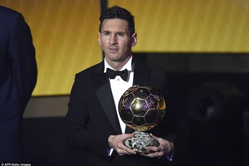 Messi lần thứ 5 giành Quả bóng vàng FIFA 