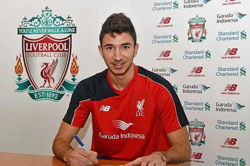 Liverpool trình làng chữ ký đầu tiên dưới triều đại Klopp