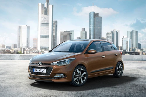 Hyundai i20 nổi bật tại Paris với sắc nâu lạ mắt