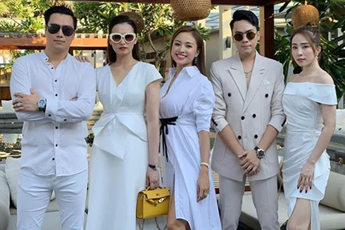 [ẢNH] Trai xinh gái đẹp showbiz hội tụ trong đám cưới "kín" của Phanh Lee - nữ chính phim "Ghét thì yêu thôi"