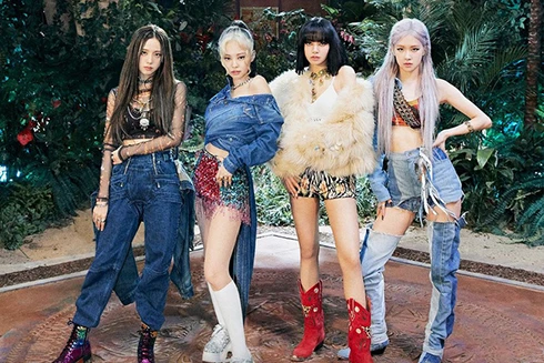 [ẢNH] Mãn nhãn với phong cách thời trang đẳng cấp của BlackPink trong "How you like that"