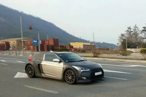 Hyundai Veloster thế hệ mới lộ ảnh chạy thử tại Hàn Quốc