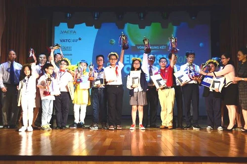 Học sinh 3 thành phố lớn giật ngôi quán quân English Champion 2017