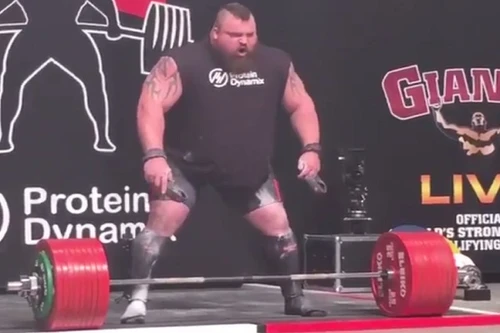 Video chàng "Quái thú" suýt mất mạng vì nhấc tạ nặng nửa tấn