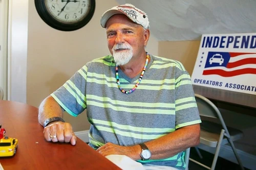 Lái xe taxi trả khách để quên 187.786USD