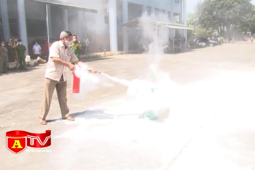 Nâng cao nghiệp vụ PCCC & CNCH cho lực lượng phòng cháy, chữa cháy ở cơ sở