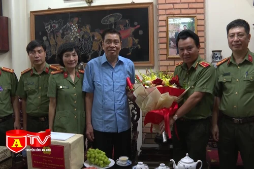 Tri ân các đồng chí nguyên lãnh đạo Công an thành phố Hà Nội