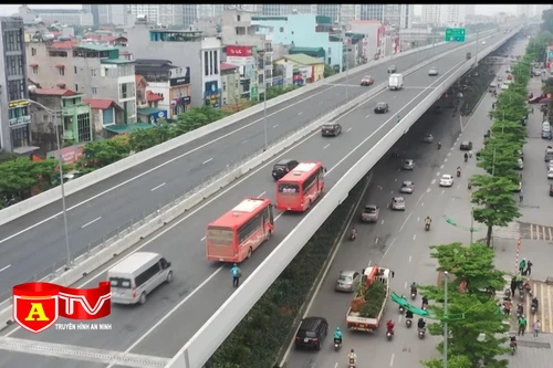 Lùi xử phạt 6 tháng xe tải, xe khách không lắp camera