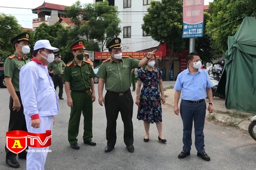 Tuần tra khép kín địa bàn, phát hiện xử lý các trường hợp vi phạm phòng chống Covid-19 