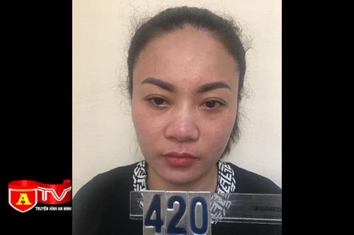 Khởi tố chủ quán karaoke đón khách giữa mùa dịch