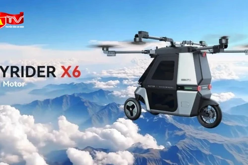 Xe máy bay ba bánh chạy điện giá 69.000 USD