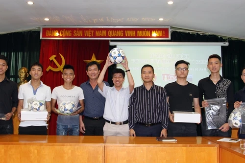 Bạn đọc An ninh Thủ đô hứng khởi nhận giải "Dự đoán thông minh - Rinh quà ý nghĩa"