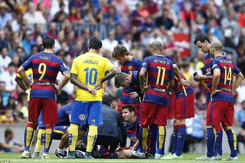 Barcelona chào đón tin vui về Messi