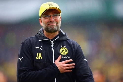 Klopp mở cánh cửa tới Premier League, Rodgers như ngồi trên đống lửa