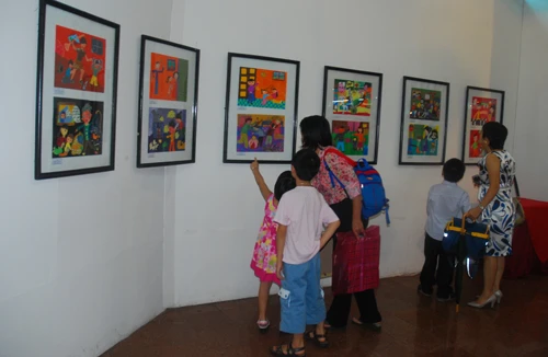 Khai mạc “Ngày hội Gia đình Việt Nam” năm 2011