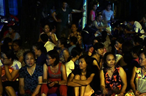 Xây trường thêm lớp, bớt khổ