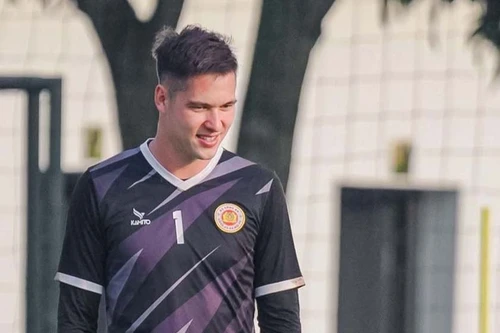 Thủ môn Công an Hà Nội FC sắp có quốc tịch Việt Nam