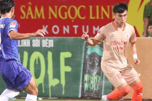 Cầu thủ Công an Hà Nội lỡ cơ hội lên tuyển vì chấn thương