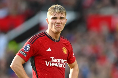 Hojlund trên đường trở thành 'bom xịt' của MU