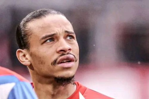 Leroy Sane lộ môi bầm tím sau cú đấm của Mane