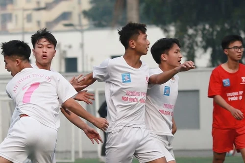 Vượt qua trường Phúc Lợi, THPT Ngô Quyền viết tiếp chuyện cổ tích