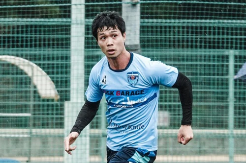 Công Phượng lần đầu được đăng ký thi đấu ở Yokohama FC