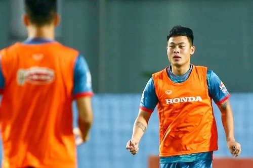 Ngôi sao Viettel hứng thú với vai trò mới ở tuyển Việt Nam