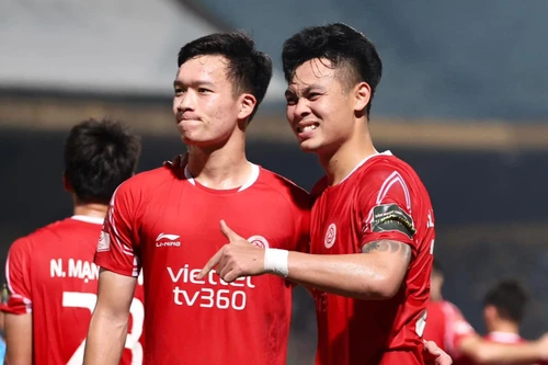 Thắng đậm SLNA, Viettel FC leo lên thứ 7 trên BXH