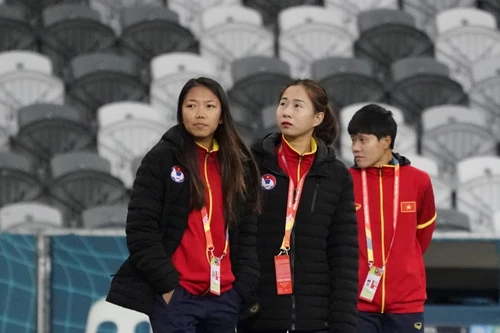 Tuyển nữ Việt Nam làm quen SVĐ độc đáo nhất World Cup 2023