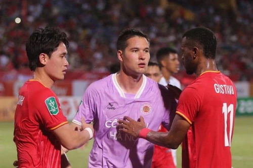 Màn trình diễn khả quan của thủ môn Việt kiều Filip Nguyễn