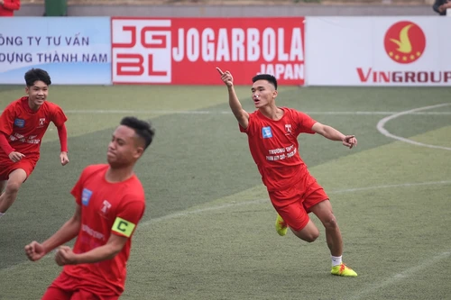 Sau 7 năm, điều này mới xuất hiện ở giải bóng đá học sinh THPT Hà Nội