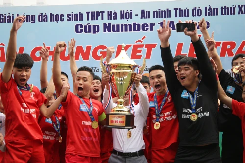 Video tổng hợp Lễ trao thưởng giải bóng đá học sinh THPT Hà Nội 2022