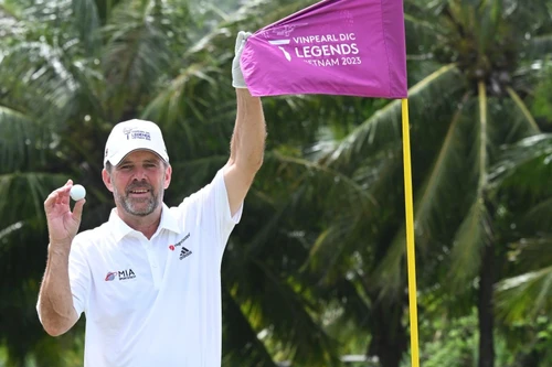 Huyền thoại golf thế giới 'săn' được HIO tại Vinpearl DIC Legends Việt Nam 2023