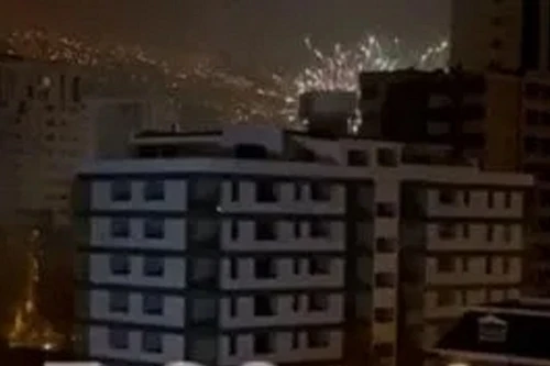 Messi và tuyển Argentina bị CĐV Bolivia quậy phá