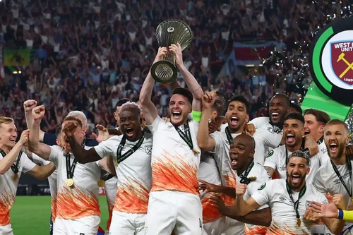 West Ham vô địch châu Âu lần đầu sau 58 năm