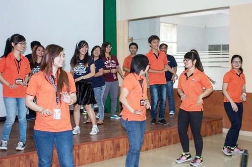 Có thể kiếm ngoại tệ từ giáo dục